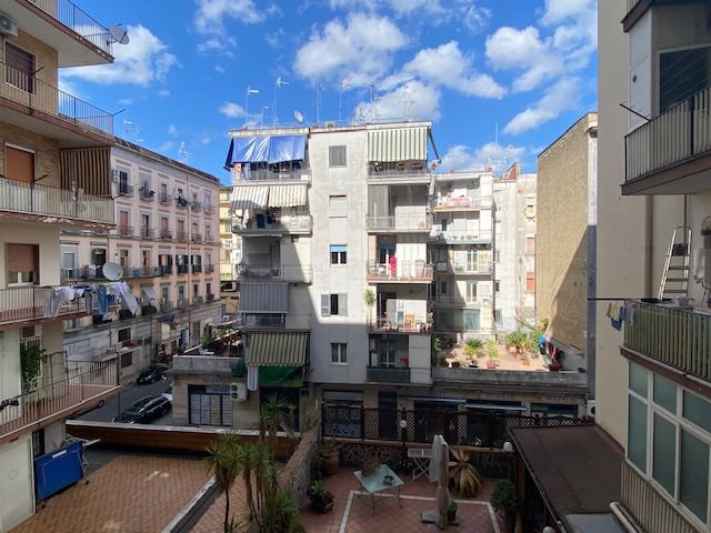 Foto 23 di 26 - Appartamento in vendita a Napoli