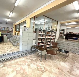 Foto 4 di 8 - Negozio in vendita a Napoli