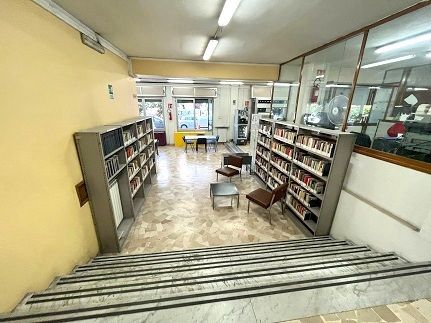 Foto 7 di 8 - Negozio in vendita a Napoli