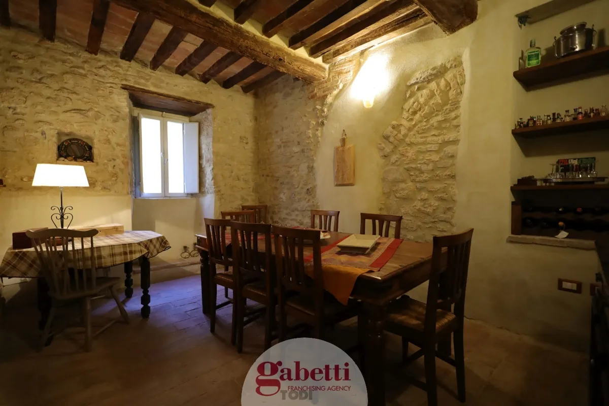 Foto 7 di 34 - Villa a schiera in vendita a Todi