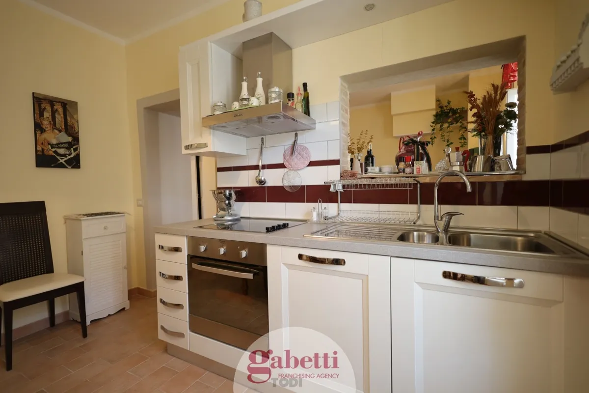 Foto 17 di 34 - Villa a schiera in vendita a Todi