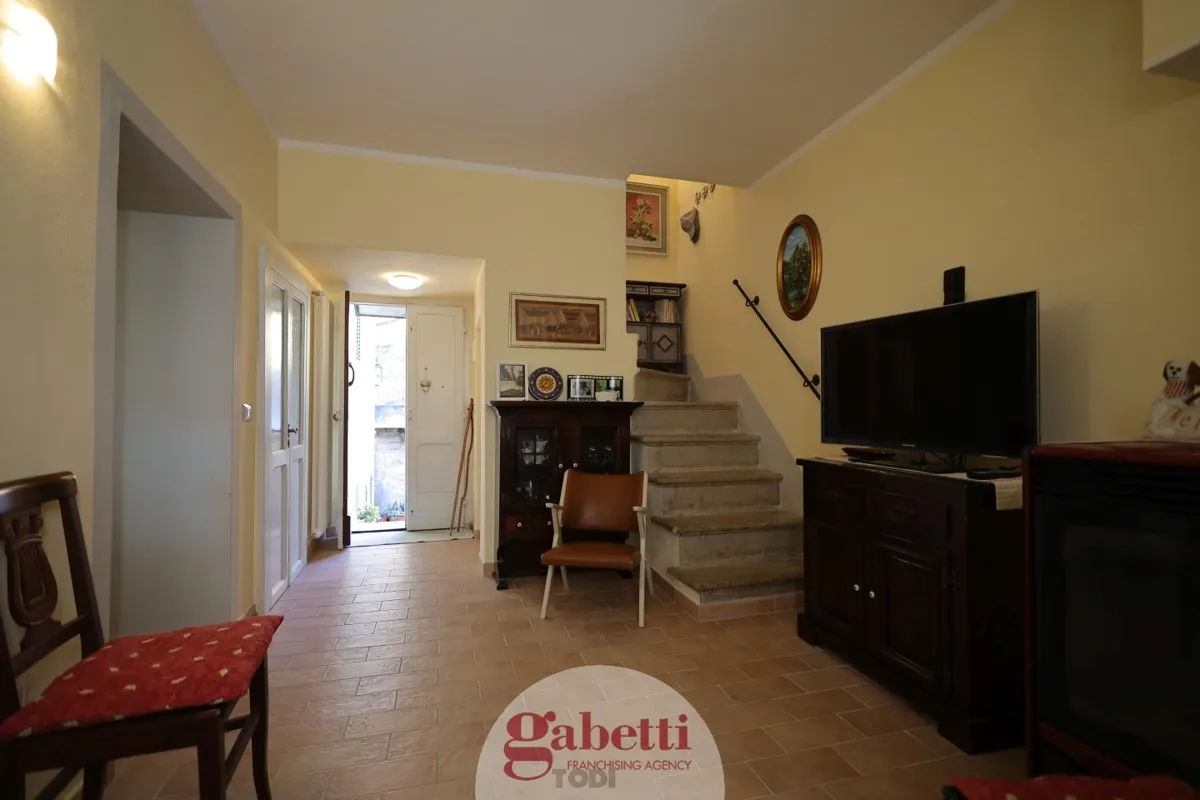 Foto 19 di 34 - Villa a schiera in vendita a Todi