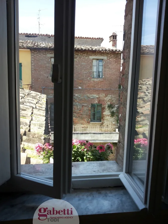 Foto 33 di 34 - Villa a schiera in vendita a Todi