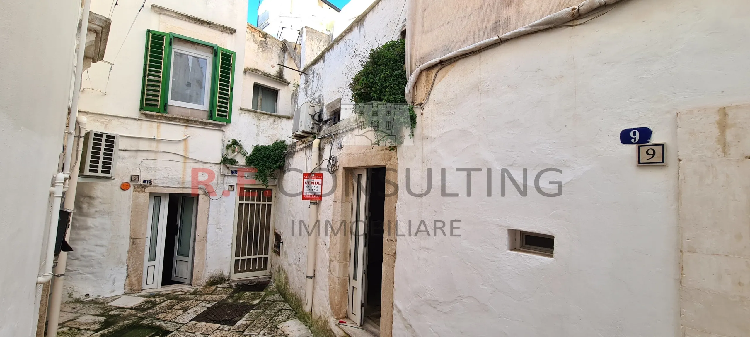 Foto 1 di 17 - Casa indipendente in vendita a Martina Franca