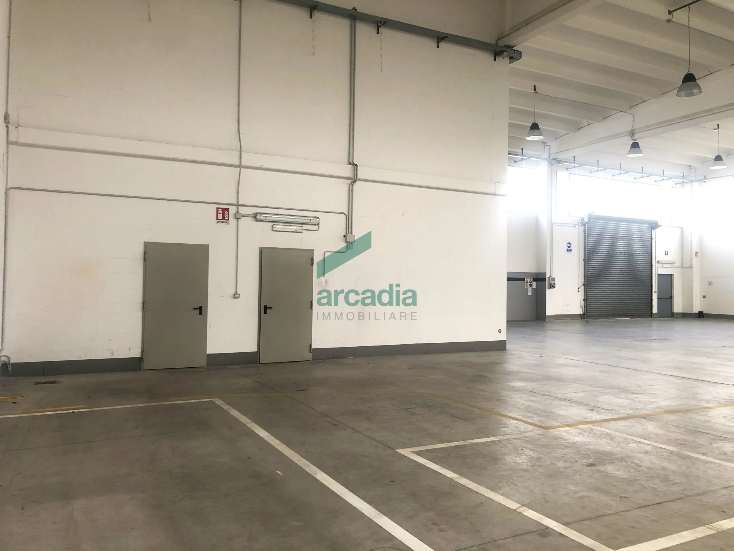 Foto 5 di 48 - Attività commerciale in vendita a Modugno