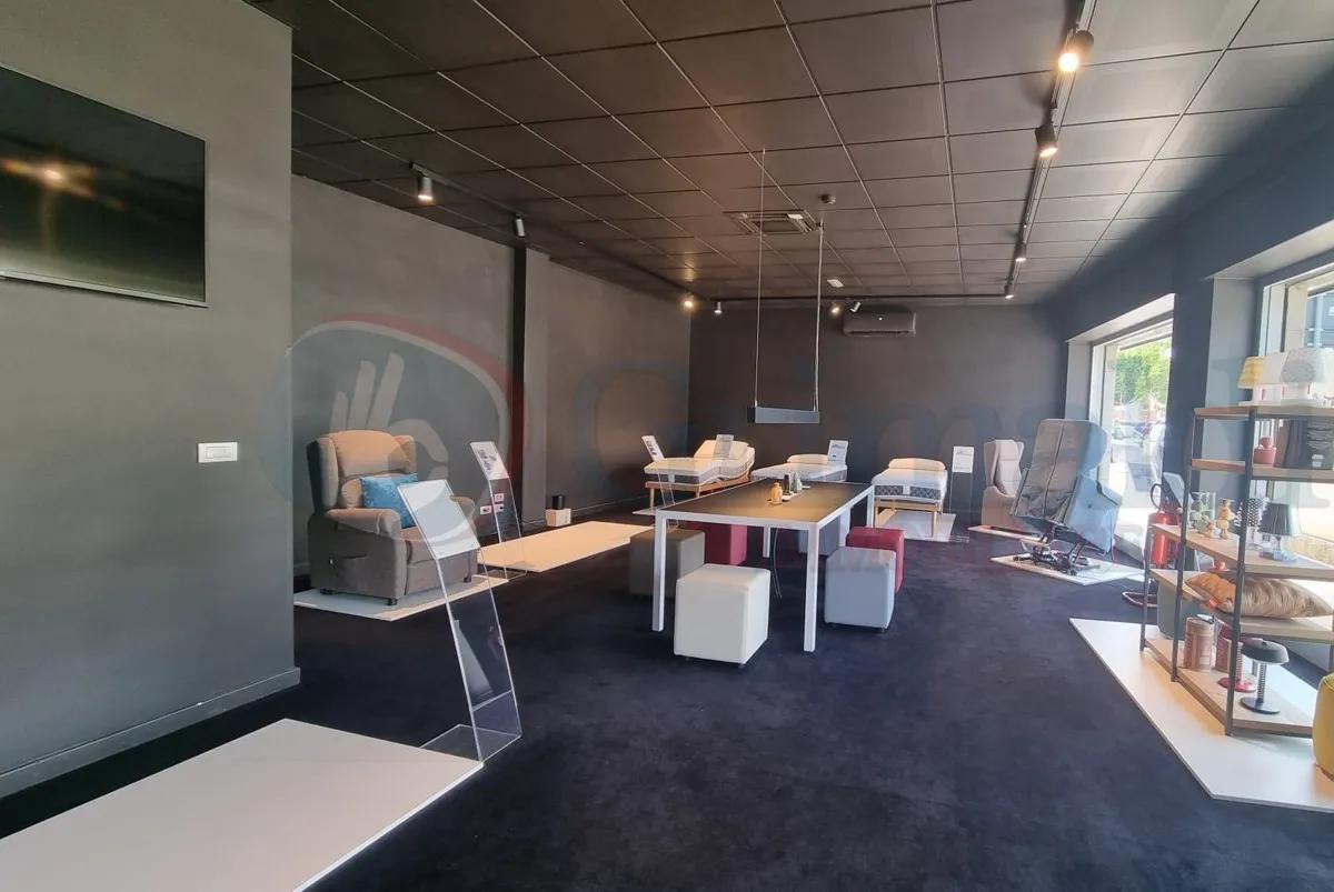 Foto 2 di 9 - Attività commerciale in vendita a Bari