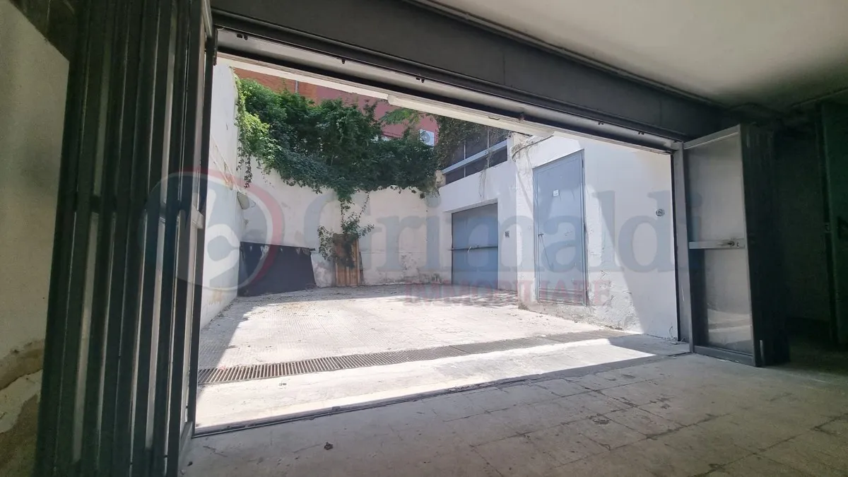 Foto 3 di 9 - Attività commerciale in vendita a Bari