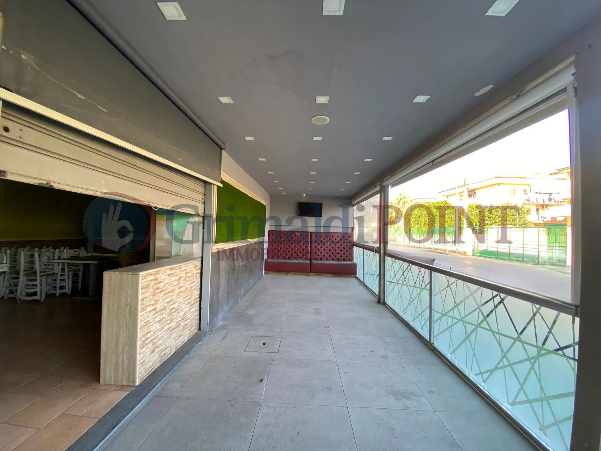 Foto 2 di 3 - Attività commerciale in affitto a Mugnano di Napoli
