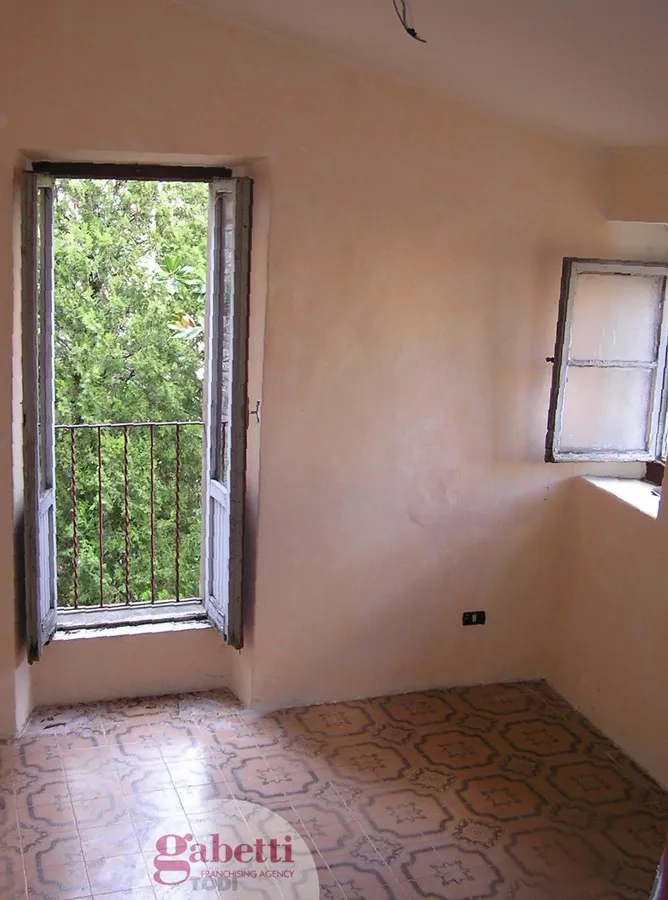 Foto 1 di 38 - Villa a schiera in vendita a Todi