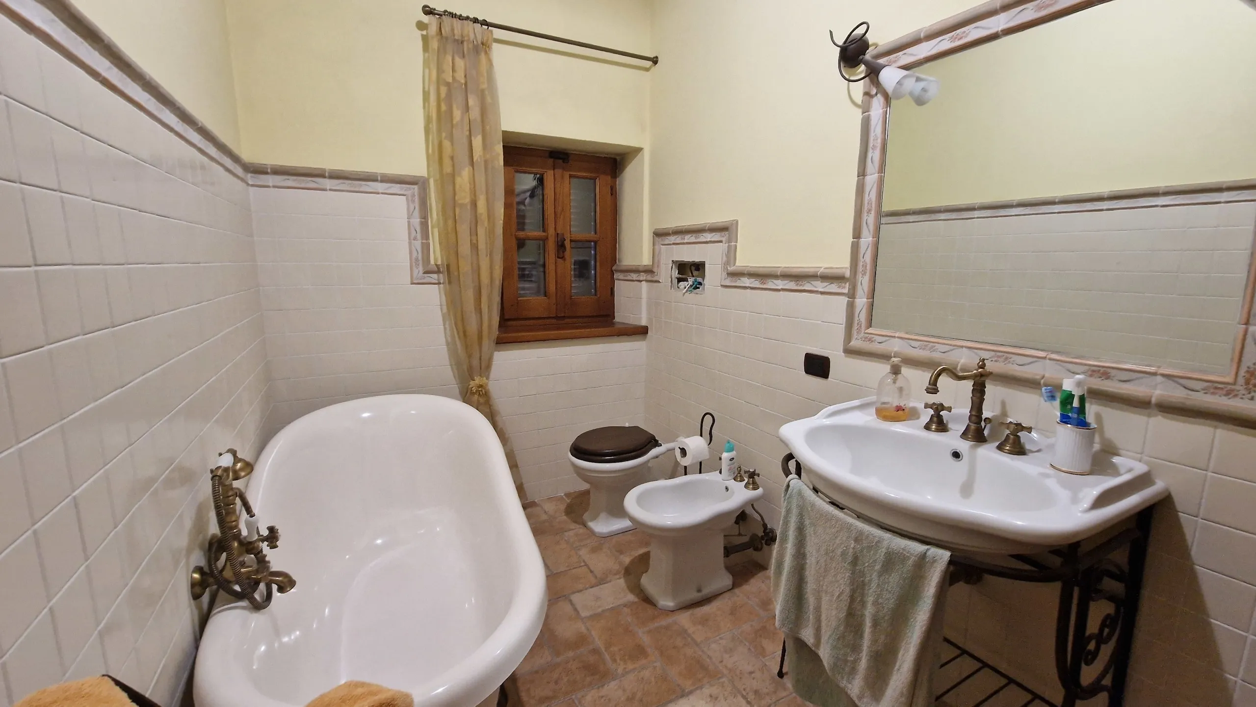 Foto 15 di 22 - Casa indipendente in vendita a Montecastrilli