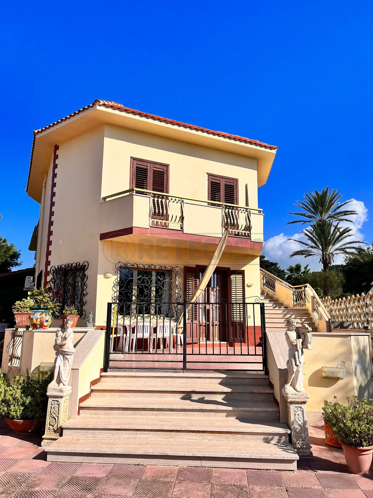 Foto 1 di 16 - Casa indipendente in vendita a Mazara del Vallo