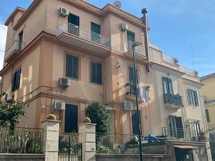 Foto 1 di 15 - Appartamento in vendita a Napoli