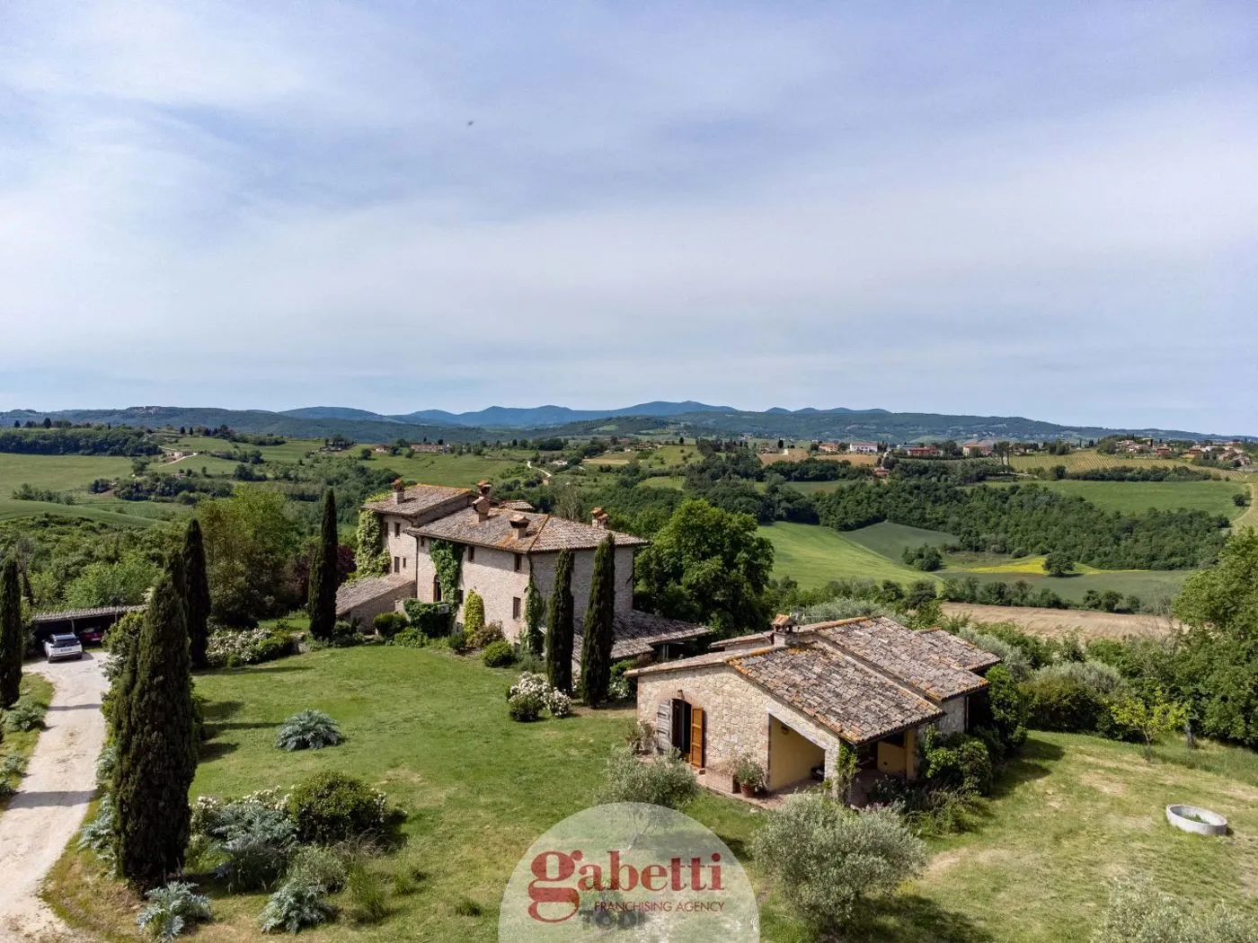 Foto 2 di 53 - Villa in vendita a Todi