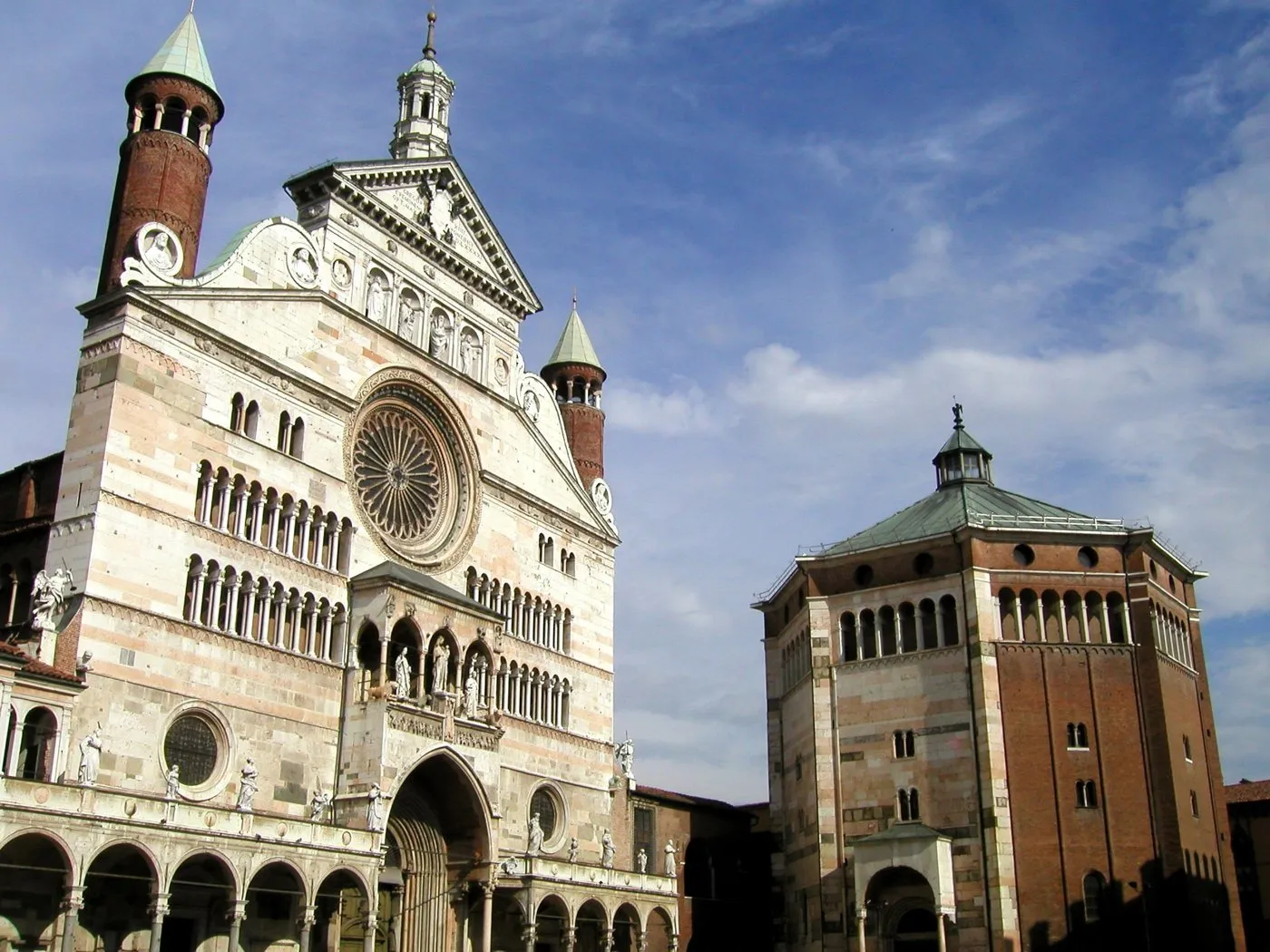 Foto 6 di 8 - Appartamento in vendita a Cremona