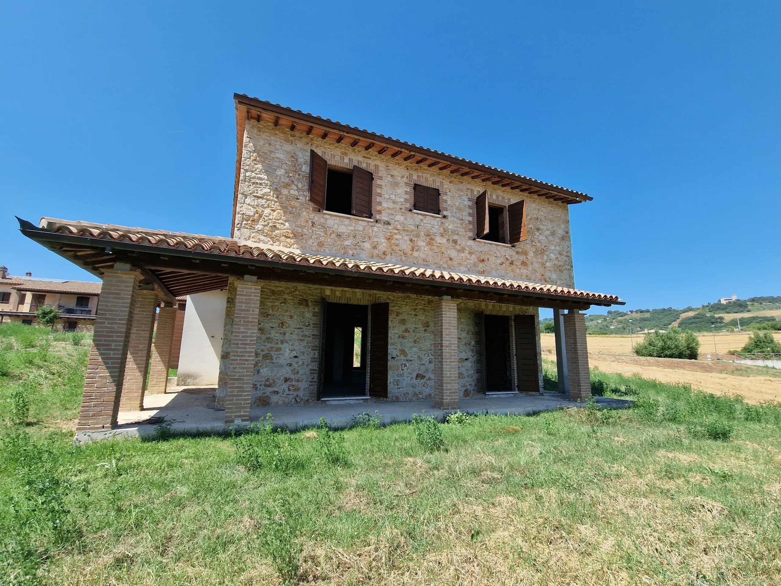 Foto 6 di 25 - Casa indipendente in vendita a Todi