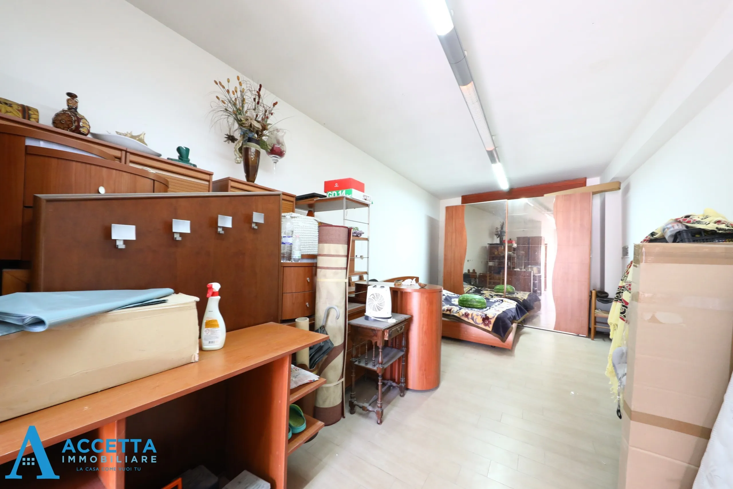 Foto 16 di 22 - Casa indipendente in vendita a Taranto