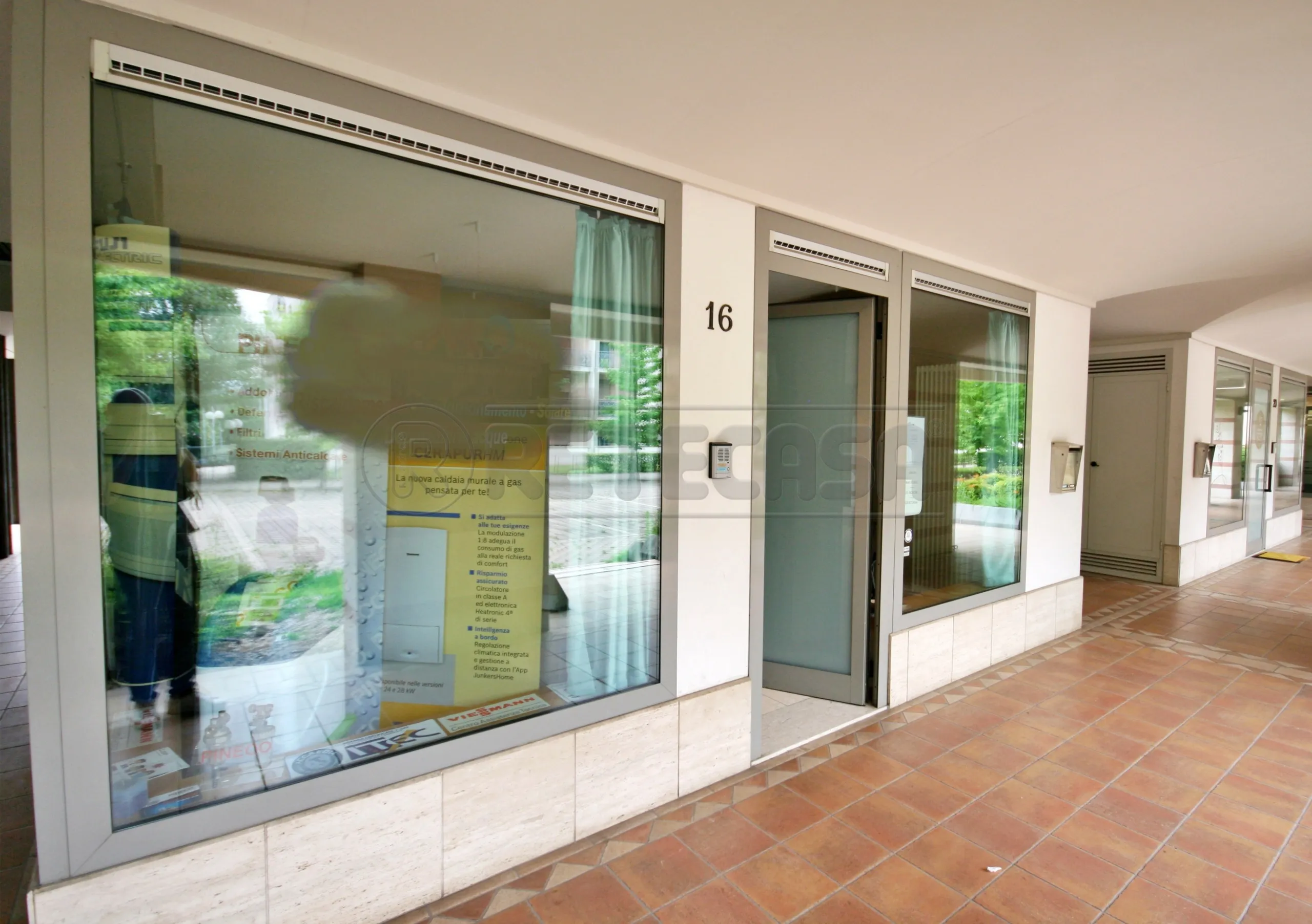 Foto 1 di 5 - Ufficio in vendita a Arzignano