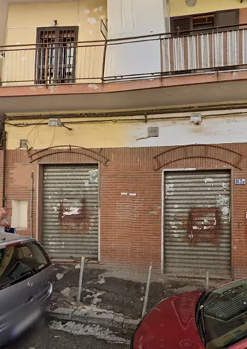 Foto 1 di 1 - Negozio in vendita a Napoli