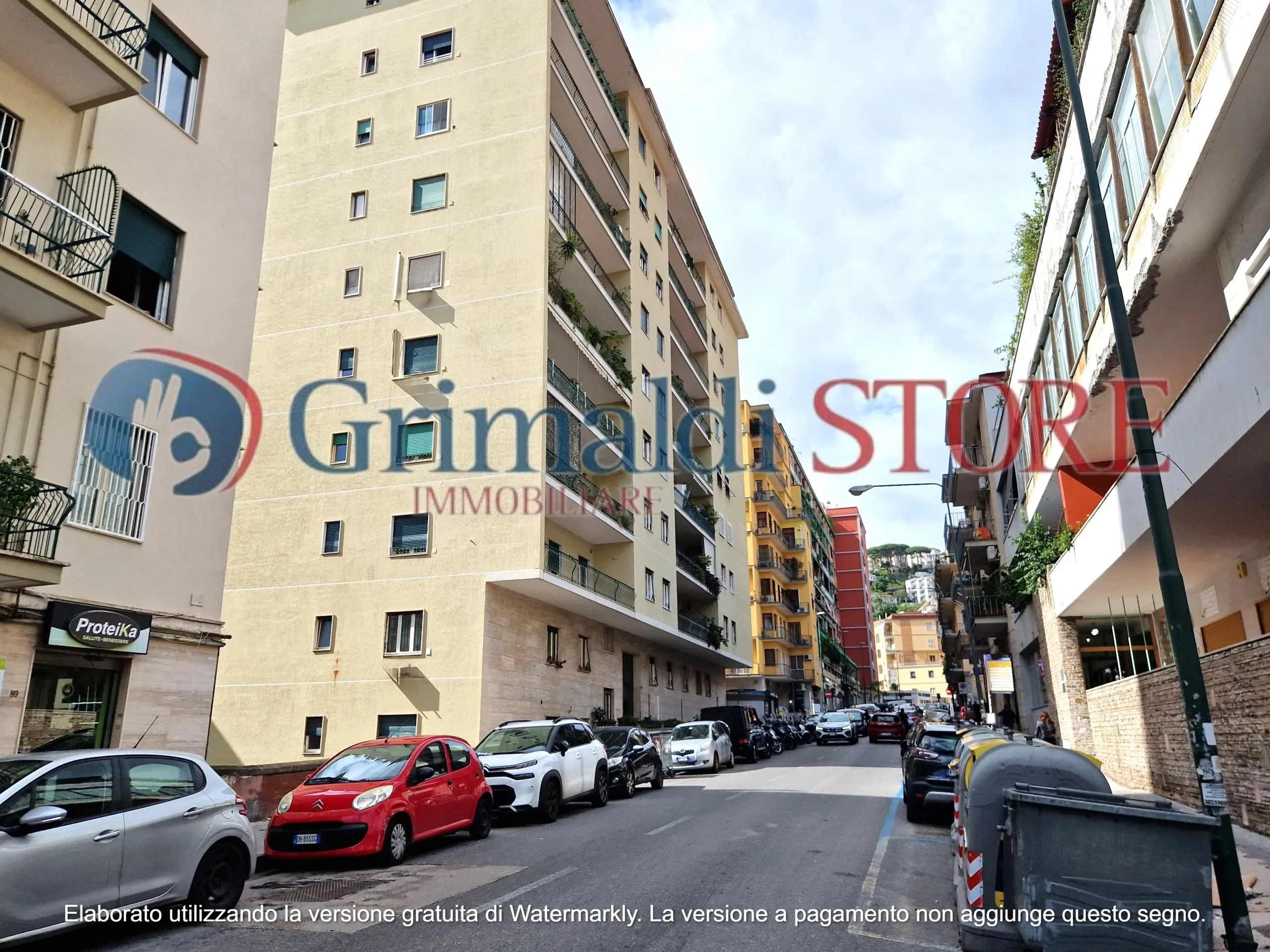 Foto 2 di 15 - Appartamento in vendita a Napoli