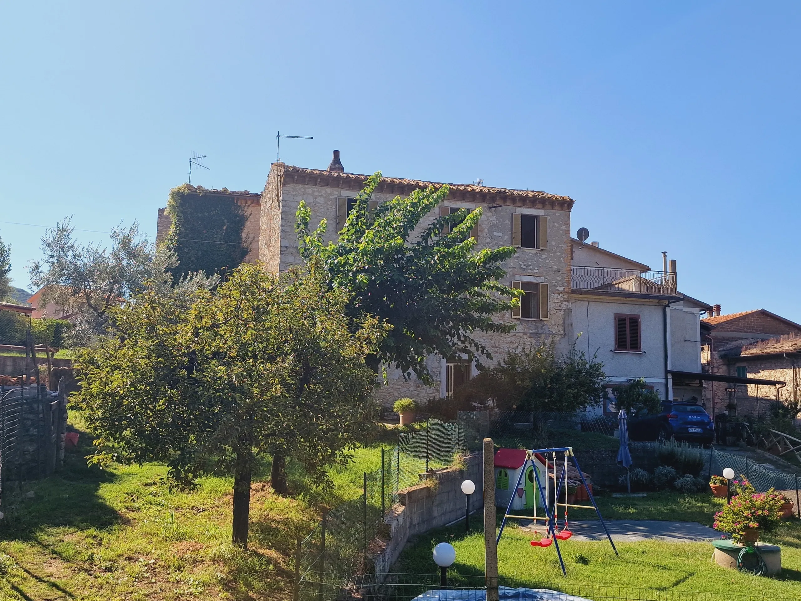 Foto 34 di 35 - Villa a schiera in vendita a Guardea