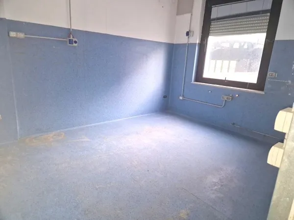 Foto 1 di 8 - Ufficio in affitto a Napoli