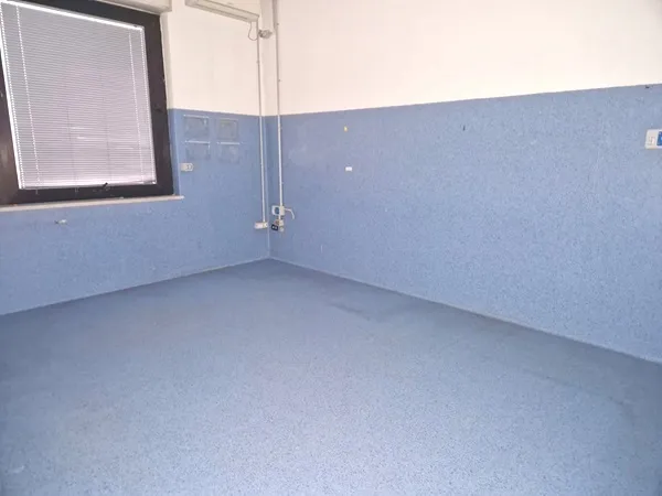 Foto 6 di 8 - Ufficio in affitto a Napoli