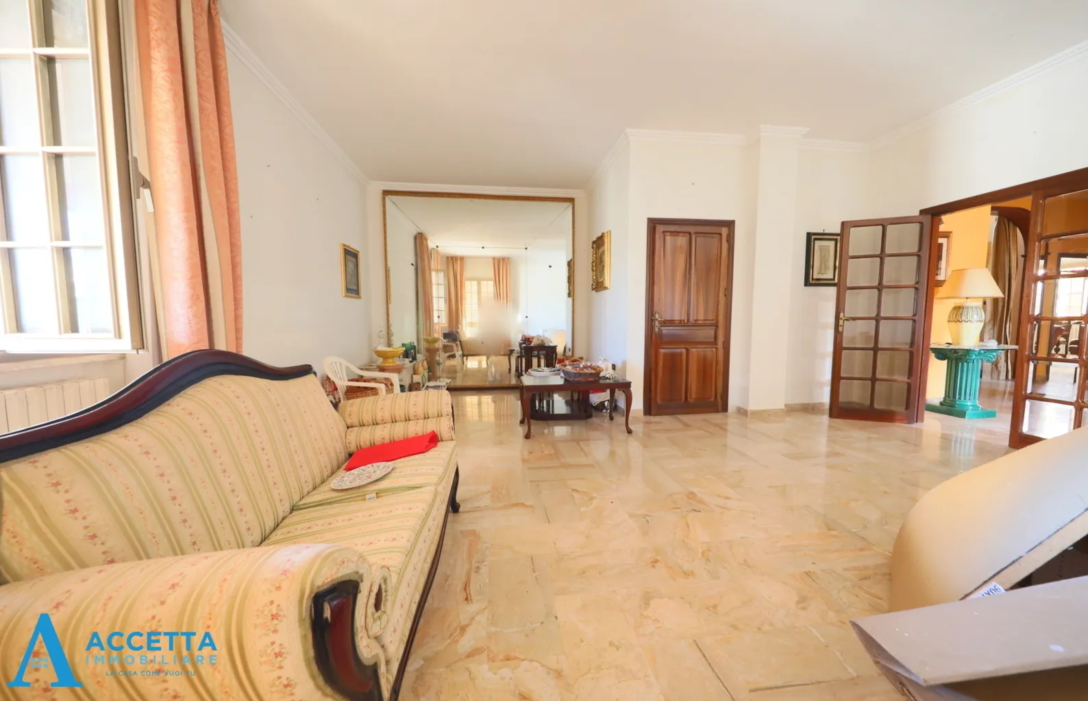 Foto 5 di 25 - Casa indipendente in vendita a Taranto