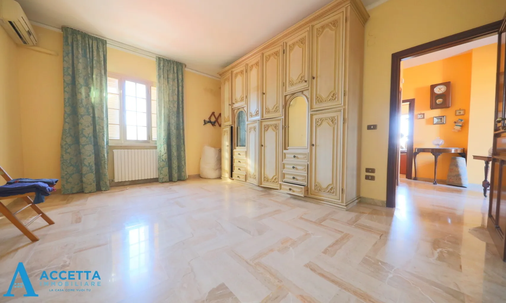 Foto 12 di 25 - Casa indipendente in vendita a Taranto