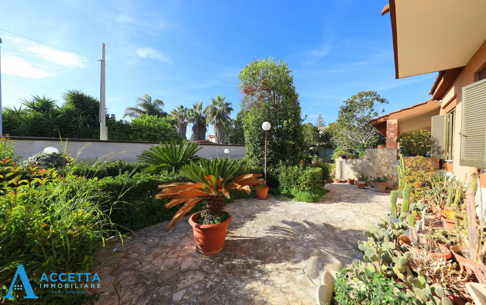 Foto 20 di 25 - Casa indipendente in vendita a Taranto