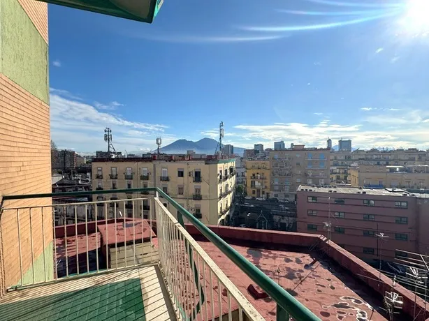 Foto 1 di 18 - Appartamento in vendita a Napoli