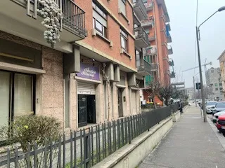 Foto 7 di 14 - Negozio in vendita a Torino