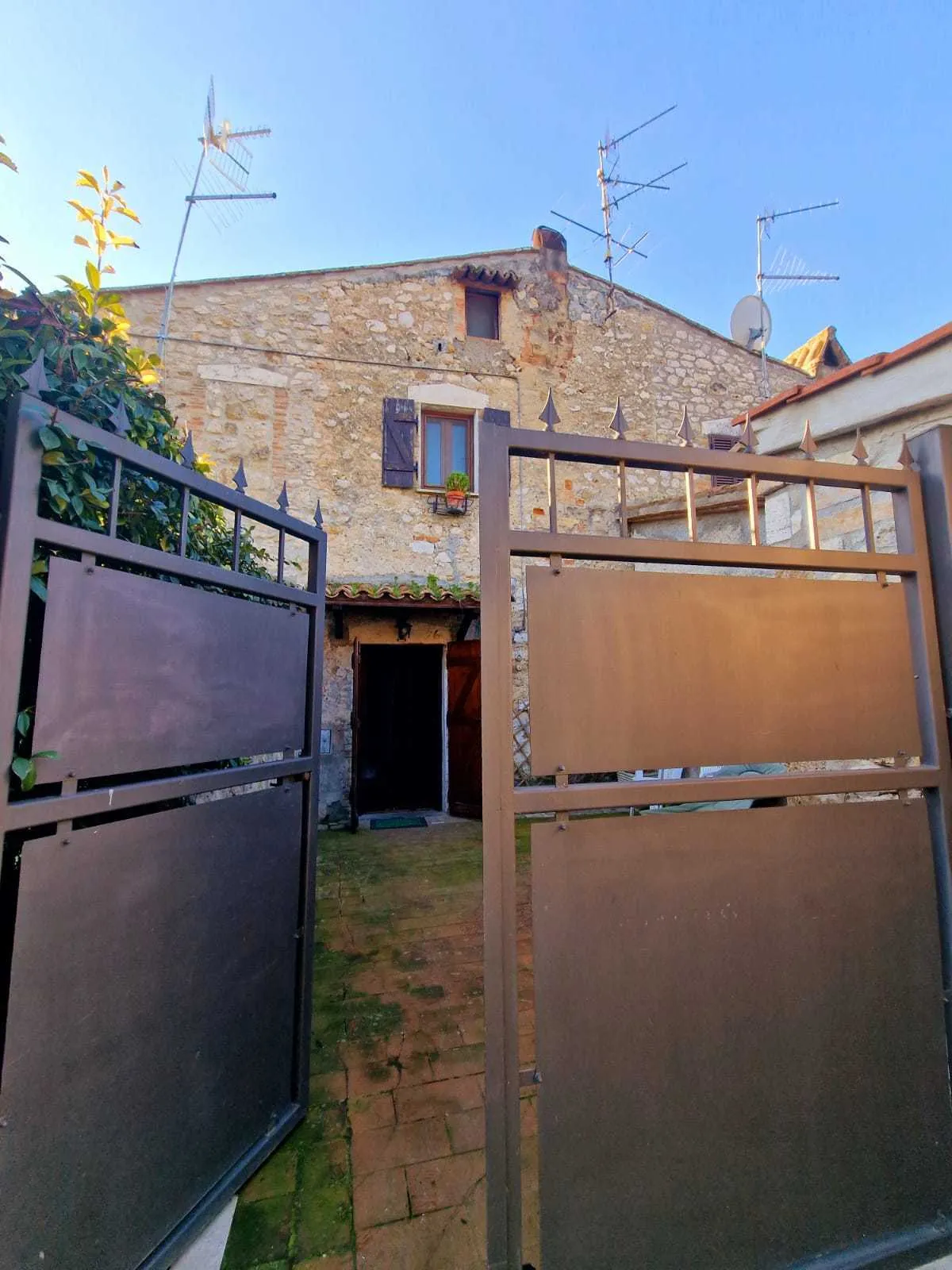 Foto 30 di 36 - Villa a schiera in vendita a Alviano
