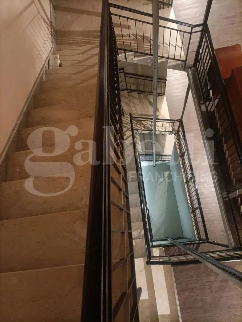 Foto 4 di 8 - Palazzo o stabile in vendita a Valderice