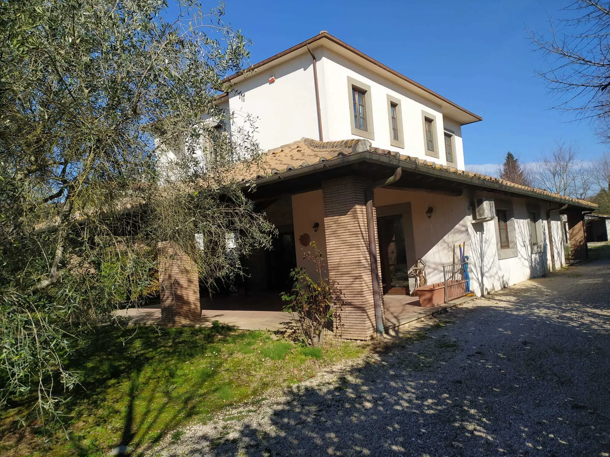 Foto 1 di 23 - Casa indipendente in vendita a Attigliano