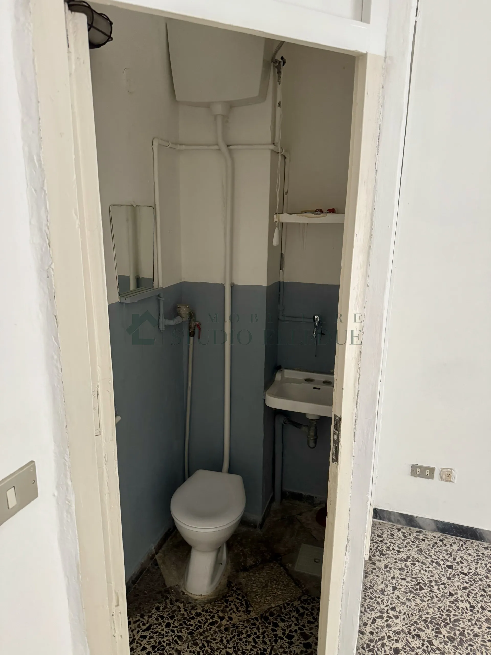 Foto 11 di 12 - Attività commerciale in affitto a Bari