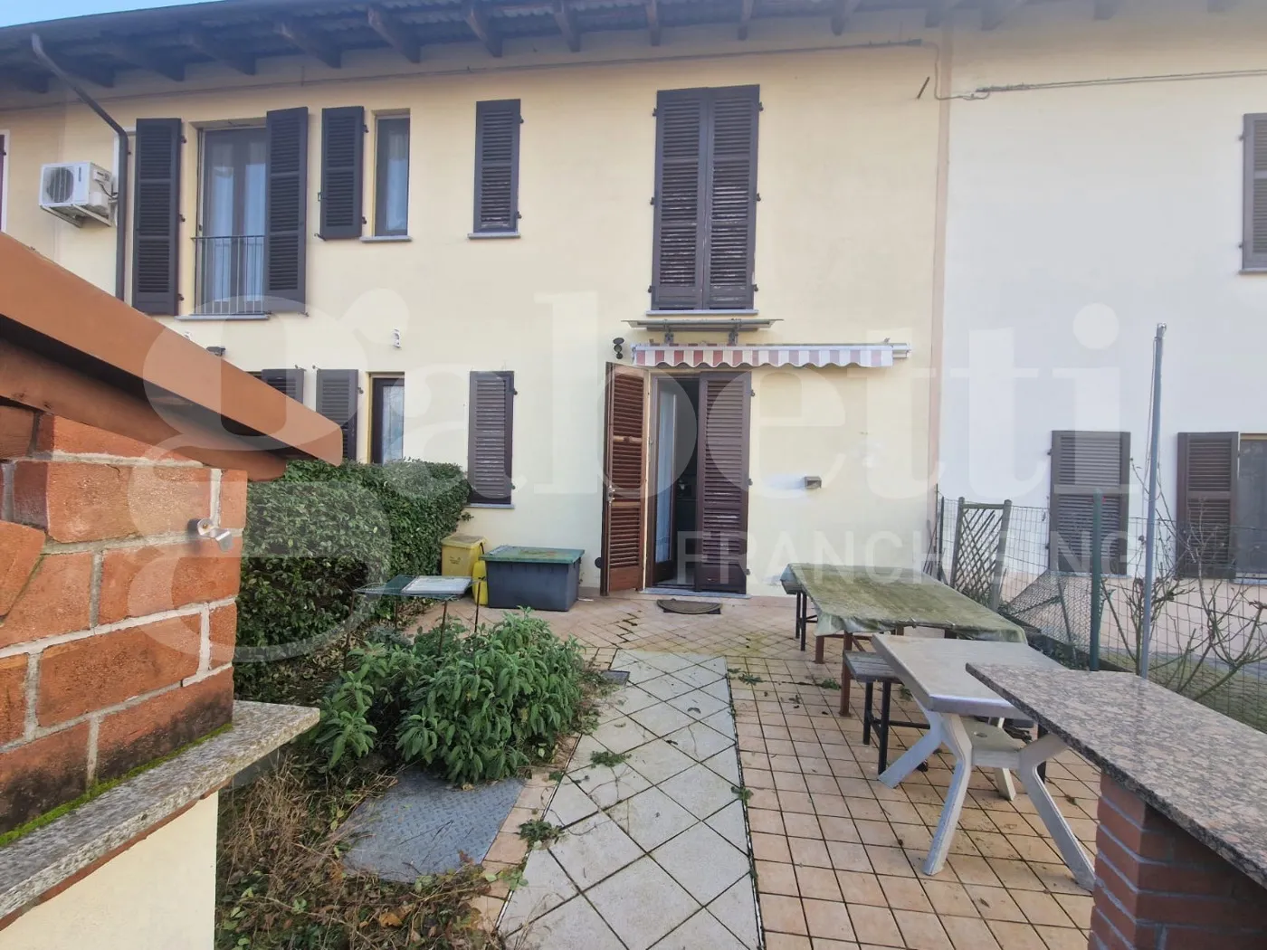 Foto 5 di 36 - Casa indipendente in vendita a Ferrere