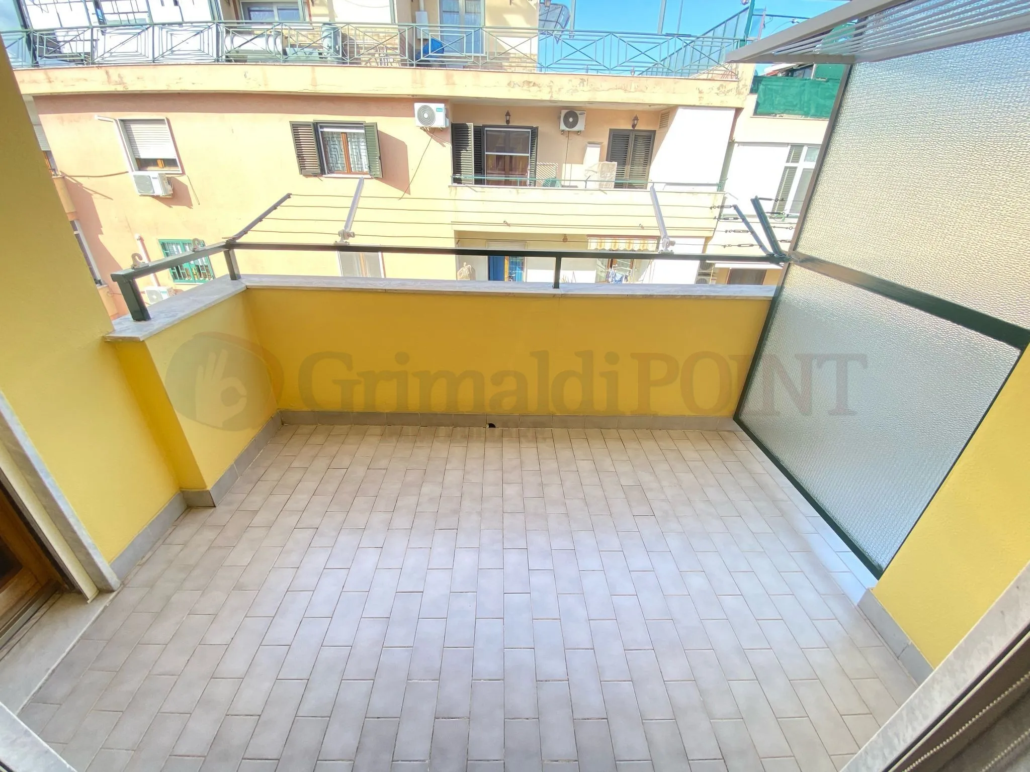 Foto 11 di 16 - Appartamento in vendita a Giugliano in Campania