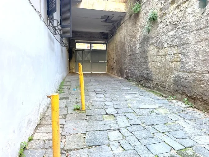 Foto 23 di 28 - Appartamento in vendita a Napoli