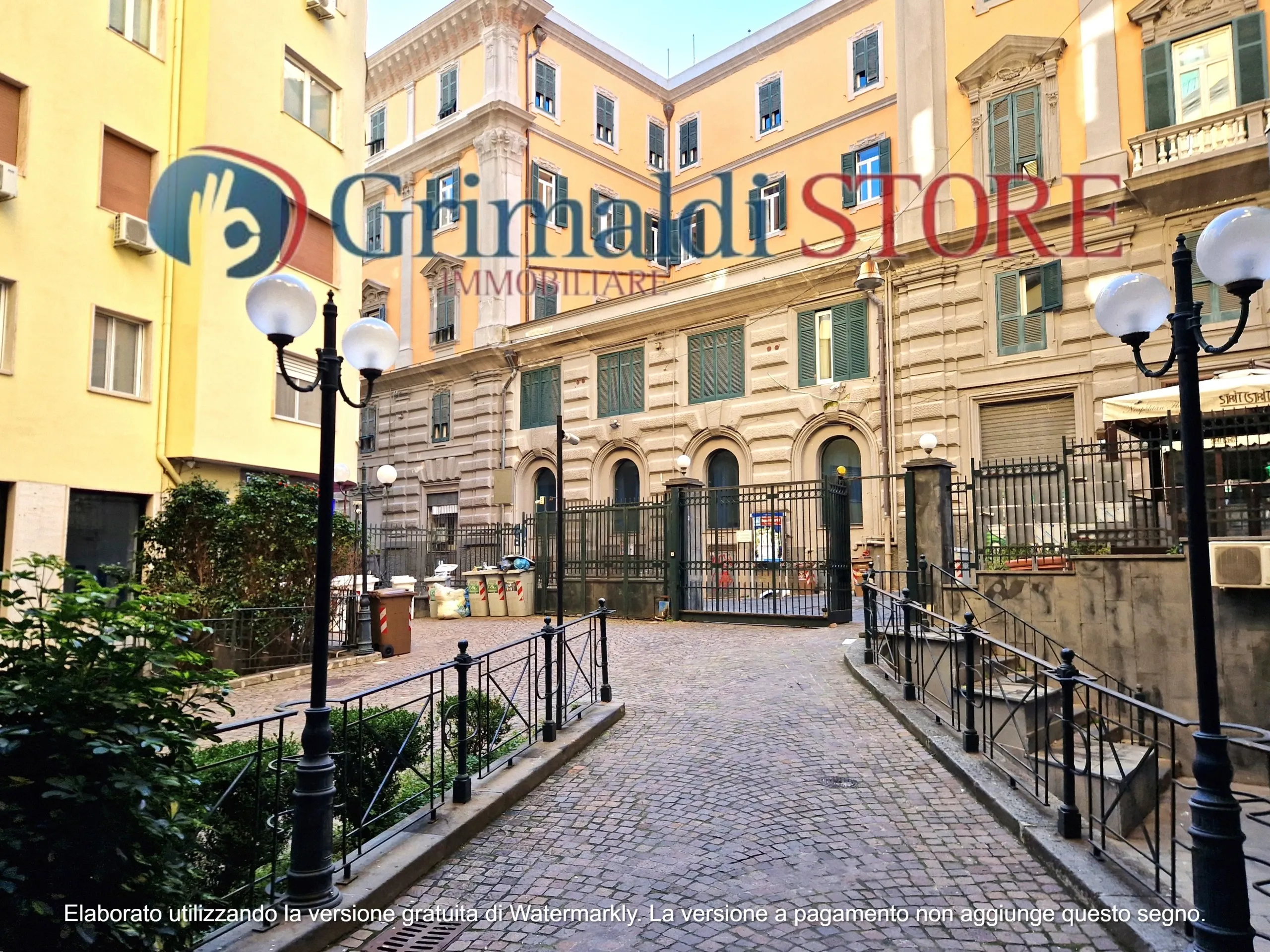 Foto 3 di 13 - Appartamento in vendita a Napoli