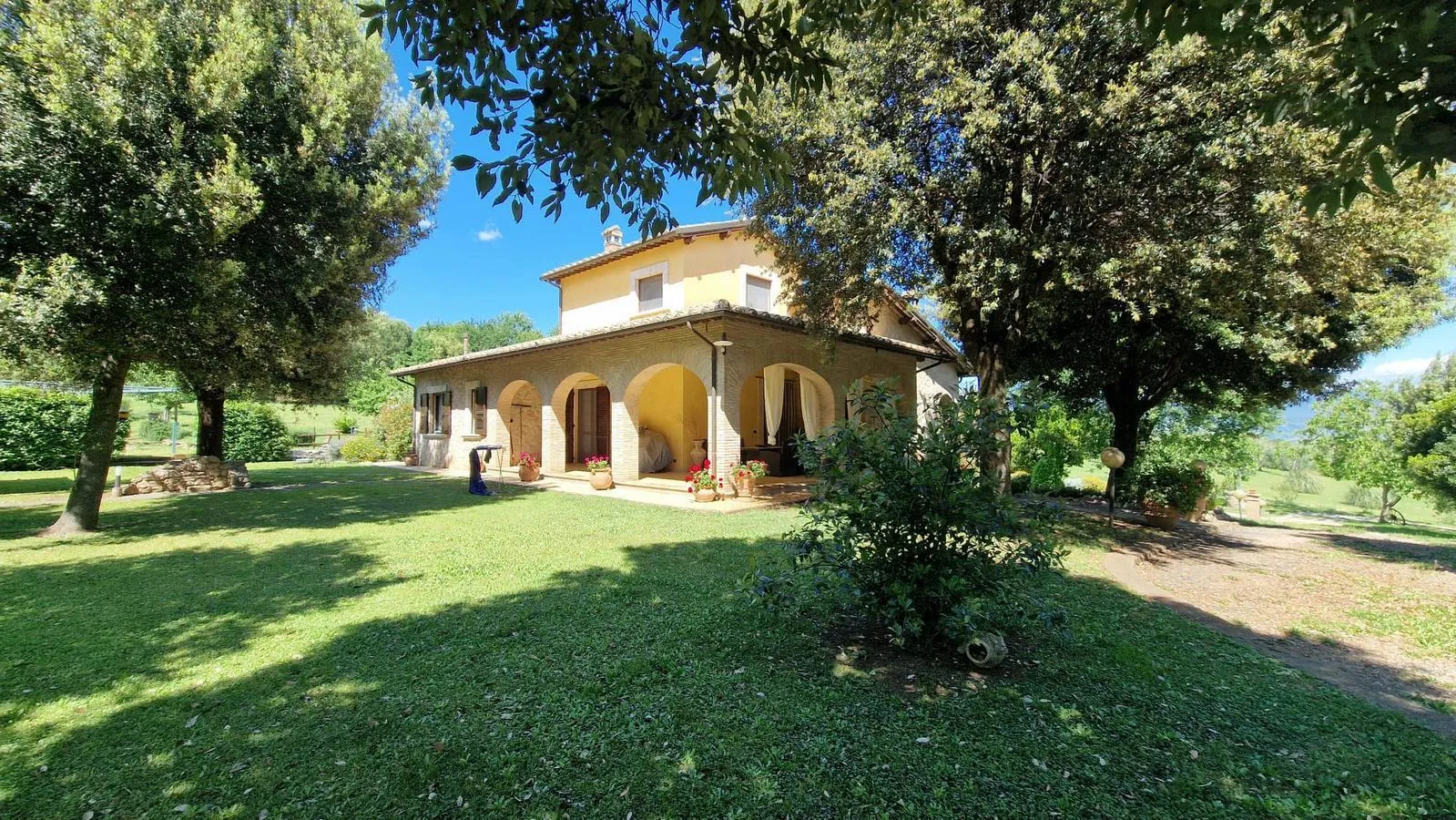 Foto 1 di 28 - Casa indipendente in vendita a Civitella d'Agliano