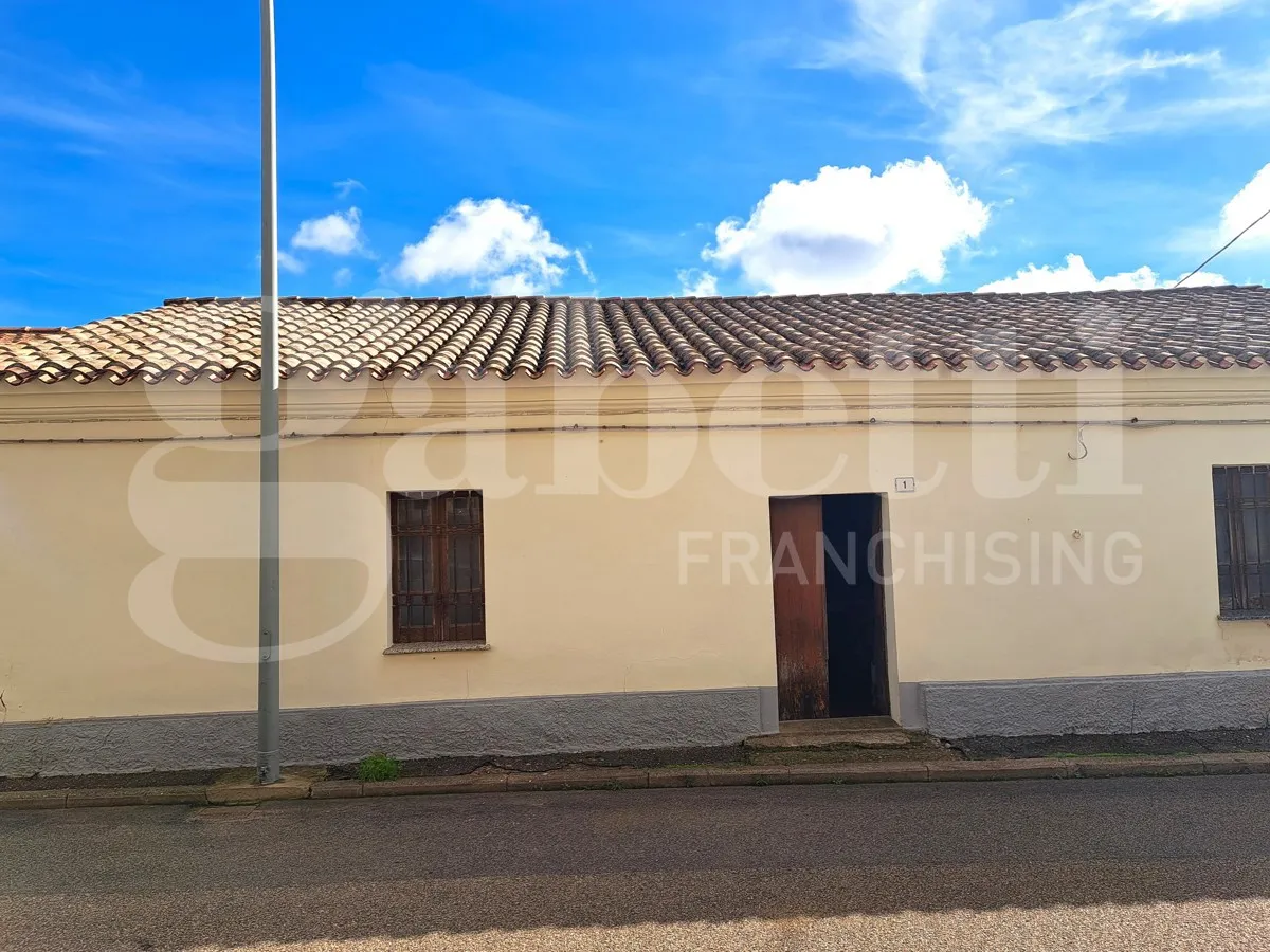 Foto 3 di 23 - Casa indipendente in vendita a Oristano