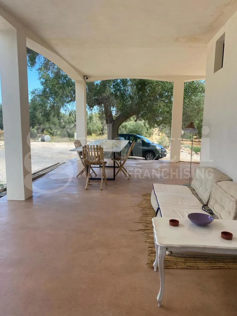 Foto 3 di 31 - Villa in vendita a San Vito dei Normanni