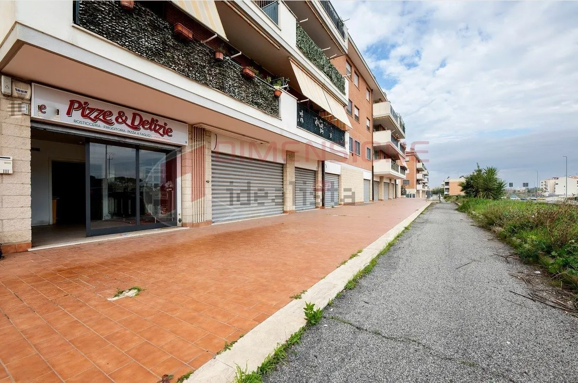 Foto 17 di 20 - Attività commerciale in vendita a Roma
