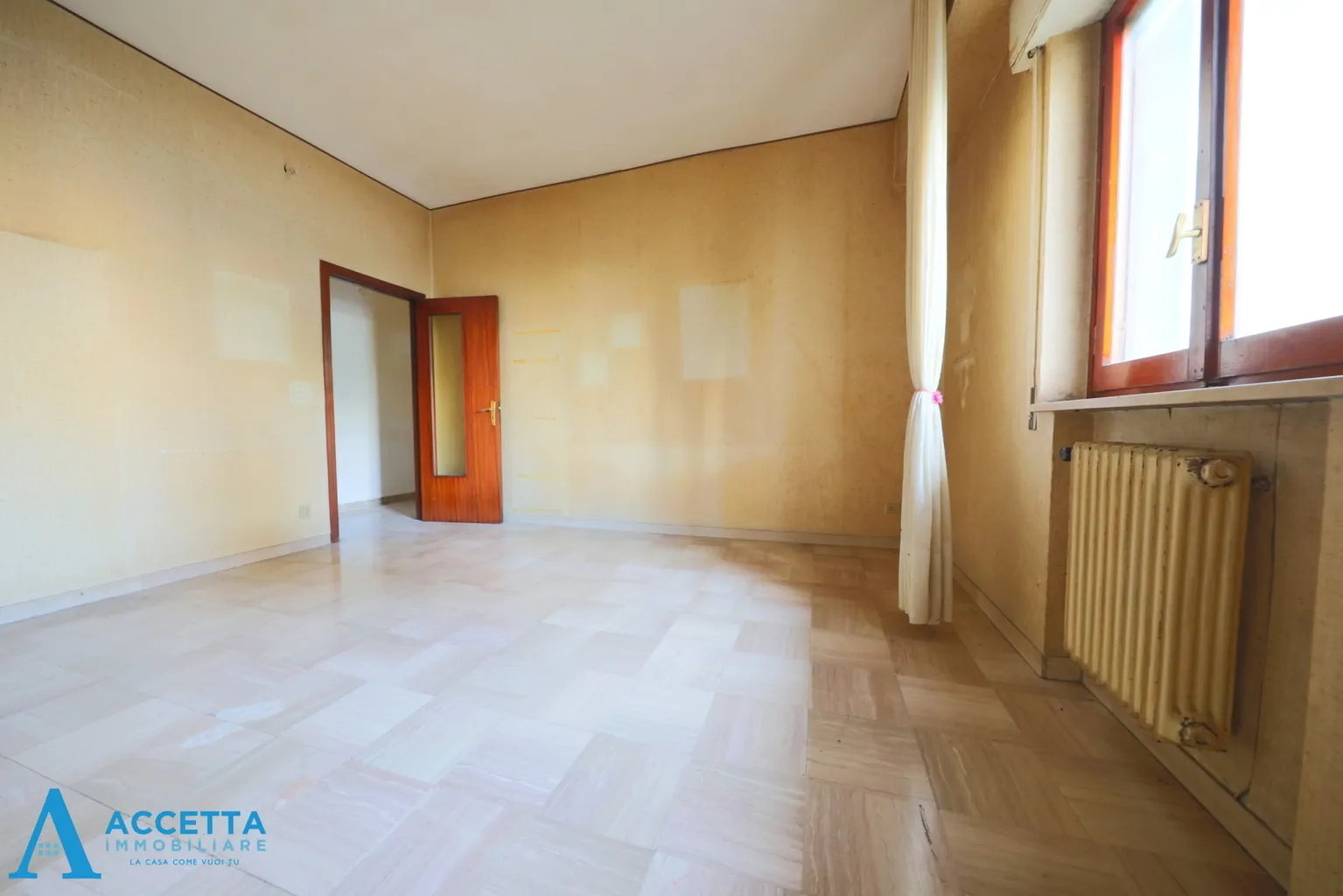 Foto 7 di 24 - Appartamento in vendita a Taranto