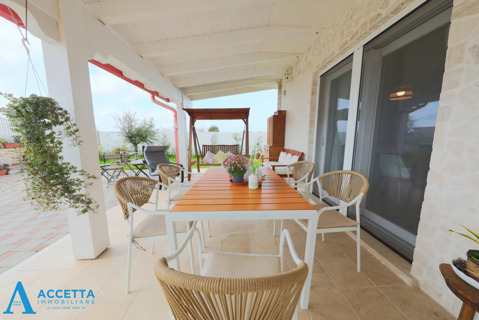 Foto 3 di 21 - Casa indipendente in vendita a Taranto
