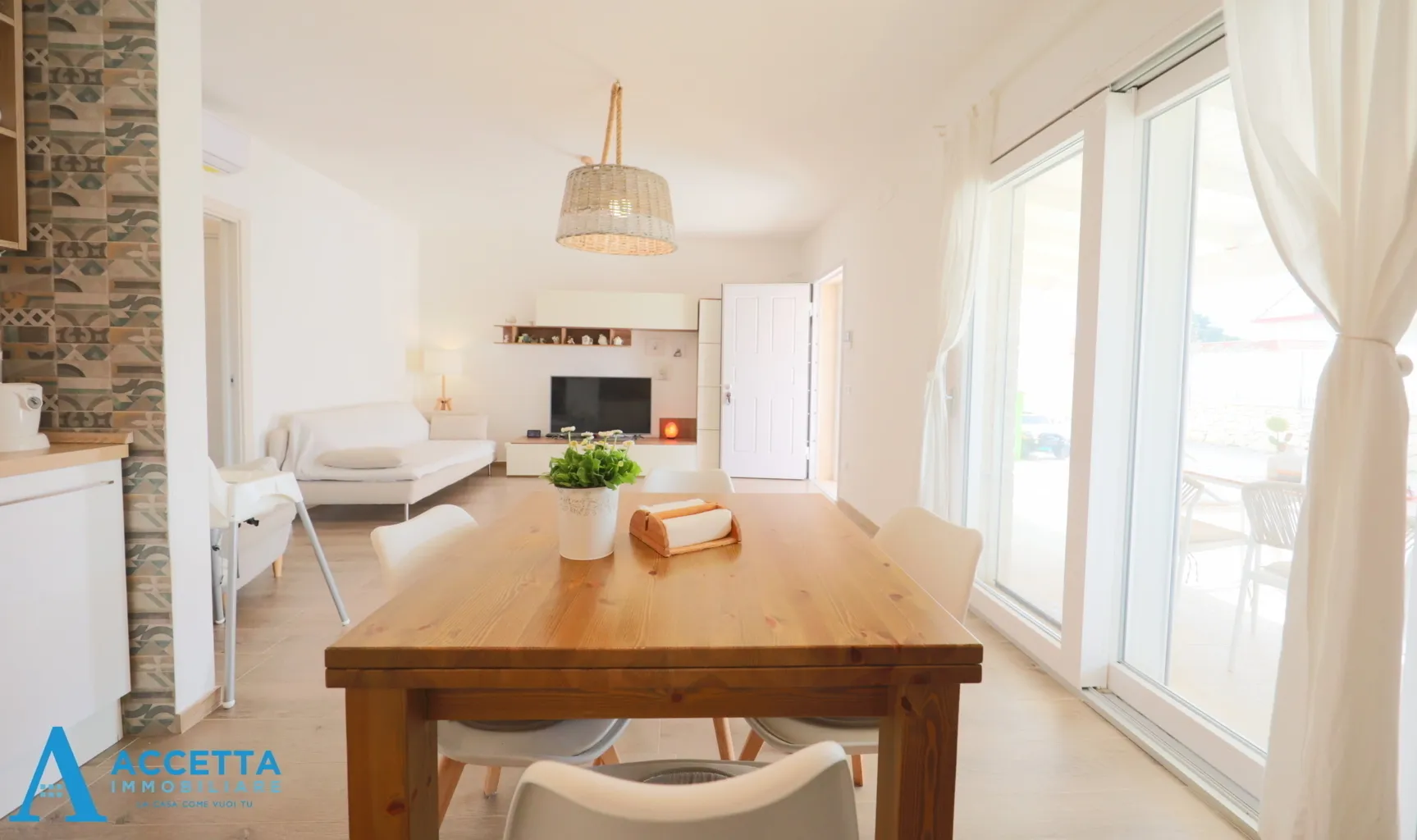 Foto 8 di 21 - Casa indipendente in vendita a Taranto