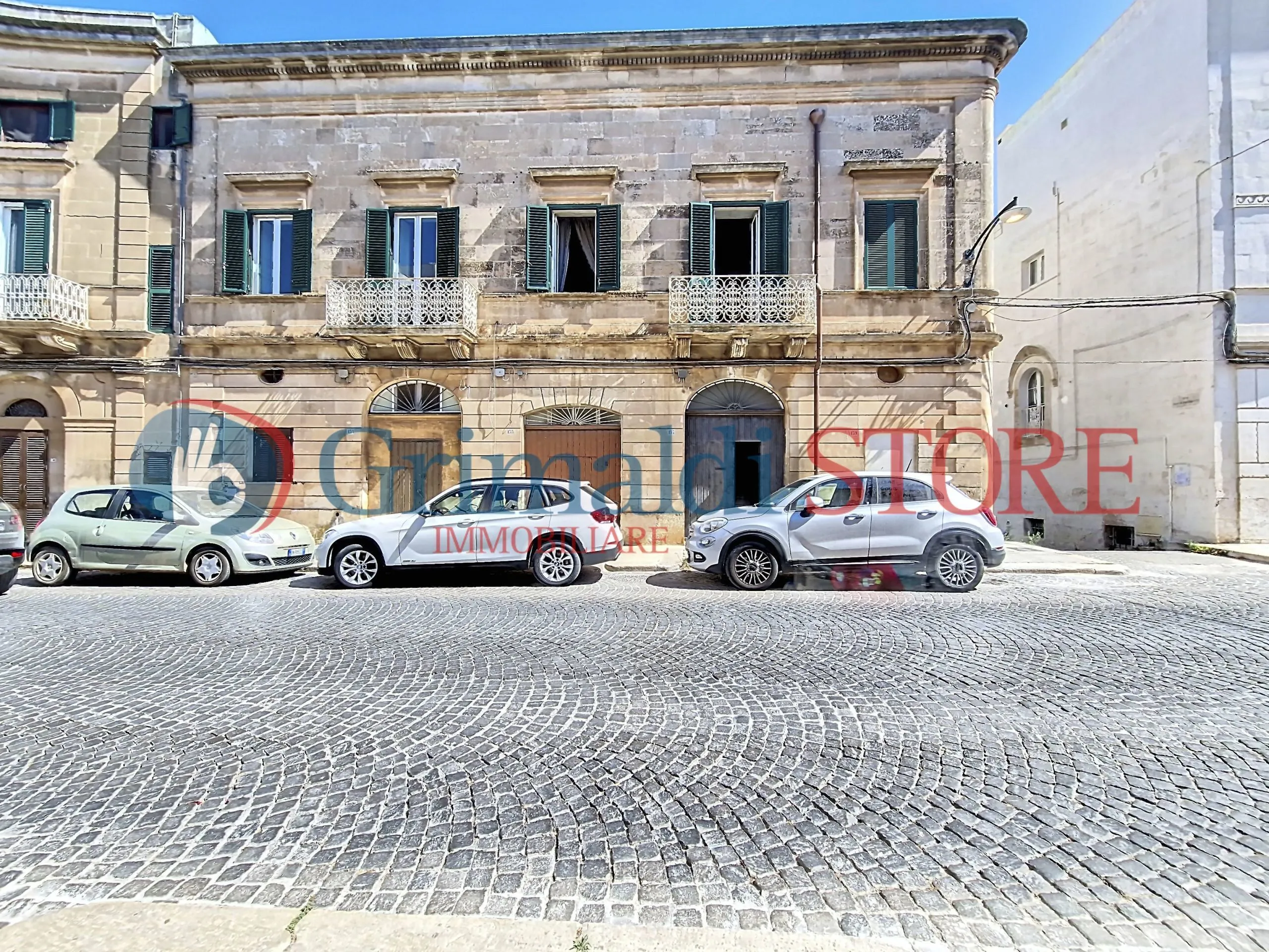 Foto 1 di 27 - Casa indipendente in vendita a Ostuni