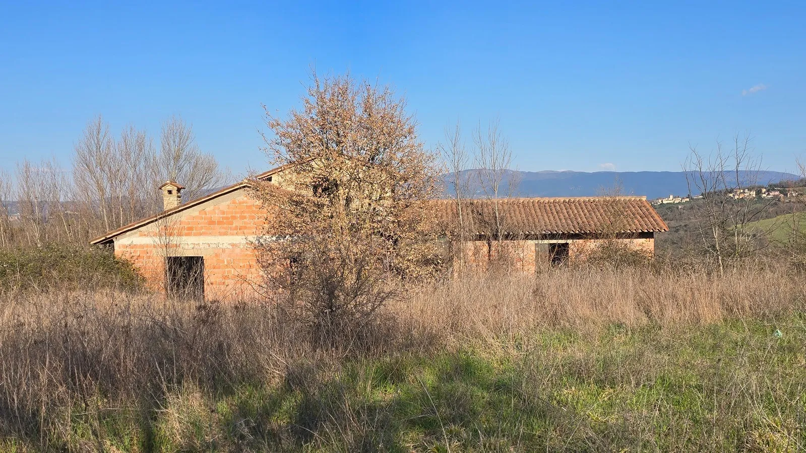 Foto 20 di 28 - Casa indipendente in vendita a Todi