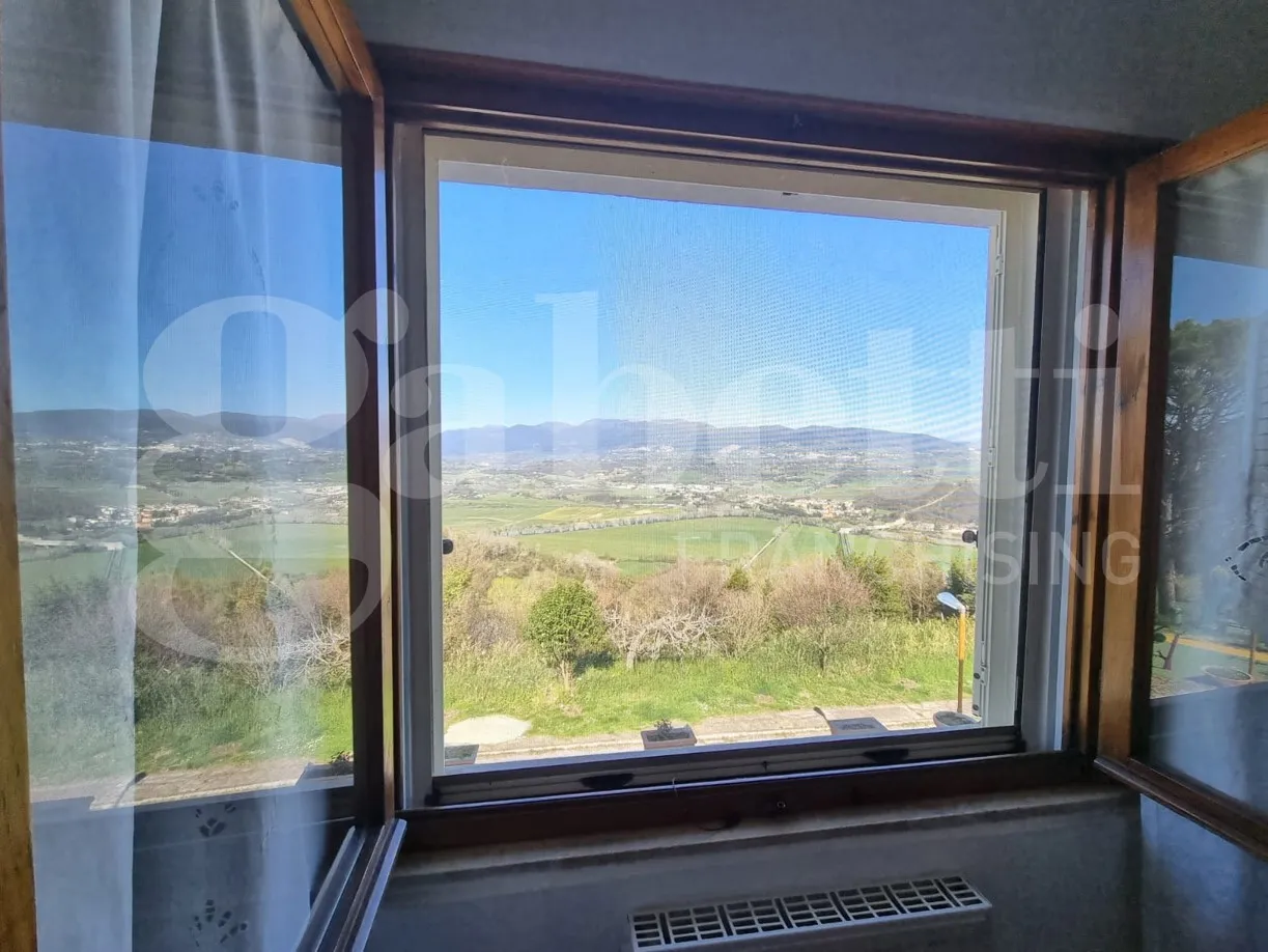 Foto 12 di 21 - Villa a schiera in vendita a Torrita Tiberina