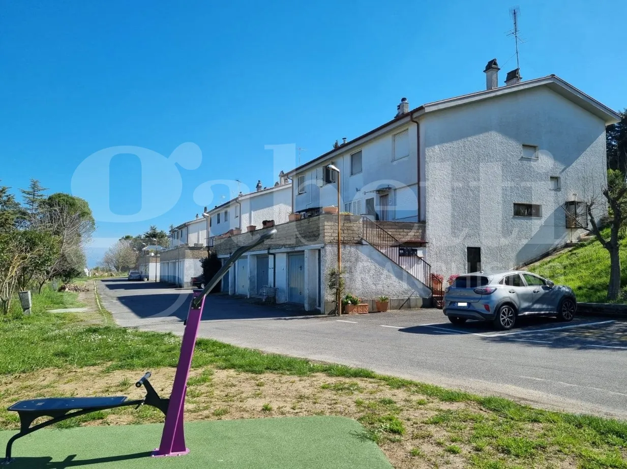 Foto 21 di 21 - Villa a schiera in vendita a Torrita Tiberina